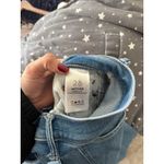 MOTHER Weekender Fray Jeans in Meet Cute Size 28 Blue Photo 7