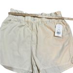 Wonderly NEW  High Waist Light Tan Khaki Fashion Shorts Sz 16R Photo 3
