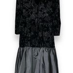 Vintage Evenings By Pantagis 80’s drop waist taffeta velvet rose prom dress Black Size 10 Photo 1