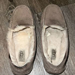 UGG Beautiful comfortable UGGS Photo 0