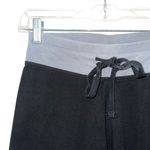 PINK - Victoria's Secret PINK Victoria’s Secret Yoga Black Mid-rise Skinny Cropped Leggings Photo 2