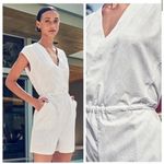 Athleta  Marlow Printed Romper Snakeskin Ivory V-neck Cap Sleeve Size XS Photo 1