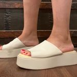 Vagabond Courtney Womens Off White Slide Photo 4