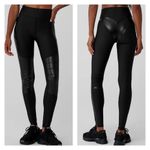 Alo Yoga  - Airlift Winter Warm High Waist Supermoto Leggings in Black Photo 5