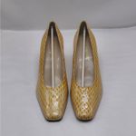 Rangoni Firenze Minx Beige Embossed Leather Block Heel Pumps 8 AAA Narrow Italy Photo 2