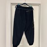 Nike Women’s joggers medium Photo 5