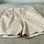Liz Claiborne  Women's Casual Shorts Pleated Front Pockets Size 8 Khaki Photo 0