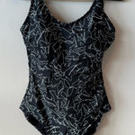 DKNY ‎ Women's Black and White Starburst One Piece Bathing Suit Size Large Photo 0