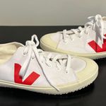VEJA Sneakers Photo 0