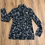 The North Face TNF  active jacket top long sleeve windbreaker size XS womens Photo 0