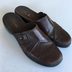 Clarks MULES BROWN LEATHER SHOES WOMENS SIZE 8.5M SLIP ON Photo 0