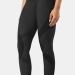 FANKA Black Body Sculpt 7/8 Leggings Size Medium Velvet Details Photo 0