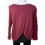 American Eagle WOMEN’S 𝅺 maroon split open back crochet sleeve sweatshirt Photo 4