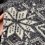 Ruby Moon  GREY & WHITE WOOL BLEND CROP SWEATER Photo 3