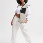 New Sweet Lovely by Jen Women’s Sherpa vest in off white and black Plus size 2XL Photo 0