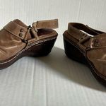 Bare traps quinella Clog sling back wedge heel size 6 brown vegan leather Photo 5