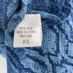 ACROBAT Tunic Top Extra Small 100% Silk Blue Snakeskin Snake High Side Slits S/S Size XS Photo 11