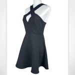 Lulus Black Cross Over Keyhole Sleeveles Mini Skater Dress Small LBD Photo 3