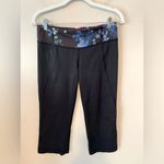 Lululemon Gather & Crow Blue Pink Flower Cropped Leggings Size 8 Photo 1
