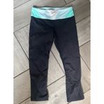Lululemon Size 6 Copped Black Compression Leggings Photo 3