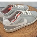 Nike Court Majestic Grey White Court Athletic Shoe Sneaker Women's Size 6 Photo 2