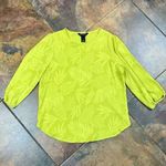 Investments  Women’s Textured Green Leaf Blouse Medium Photo 3
