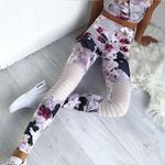 Womens Boutique Floral Print Athletic Ribbed Knee Leggings Photo 1