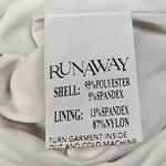RUNAWAY THE LABEL  Primrose Top in White Flower Size‎ Small Photo 5