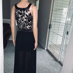 Le chateau dress Photo 5