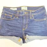 Universal Threads Universal Thread Blue Denim Shorts Size 4 Photo 0