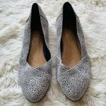 Toms Black/White Suede Leopard Julie Flat 6 Photo 3
