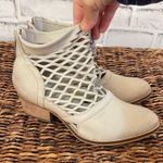 Women’s Rebels beige colored mesh leather style back zip western boots 6 Photo 3