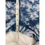 Lululemon  Mesh With Me Blue White Water Color Print Tight Fit Mid Rise Size 4 Photo 3