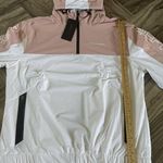 Alphalete  Women’s EXP Tech Windbreaker- Himalayan Pink, Size XL Photo 5