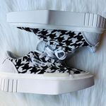 Adidas NWT  Hypersleek Shoes Photo 3