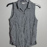 SO  Women Button Down Sleeveless Stripe Top Blouse Gray/White size Small. Photo 0