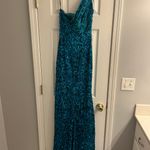 Sherri Hill Prom Dress Photo 3