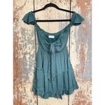 Sage the Label Small green off Photo 2