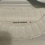 Moon & Maddison New Pullover  Photo 1