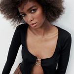 ZARA NWT RIBBED CROPPED CARDIGAN BLACK METAL CLOSURE Photo 4