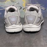 Brooks Addiction WLK Women's Suede Gray Walking Shoes Size 10.5B Photo 6