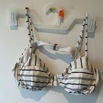 LA Hearts Bikini Top Photo 0