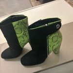 Boots Elegant Black and Green Heeled Boots 10 Shoedazzle great shape Photo 6