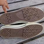 Converse  Black/White Low Top Unisex Sneaker (Sz 7M - 9W) Photo 6