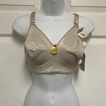 Lilyette No Show Seam Free Invisible Soft Cup Shaping Bra Photo 0
