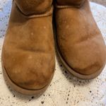 UGG Women’s  short classic boots size 6 chestnut tan light brown Good condition Photo 12