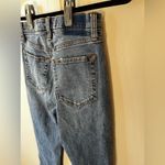 Abercrombie & Fitch Abercrombie &β Fitch Ankle Straight Ultra High Rise Distressed Jeans Size 25/0s Photo 6