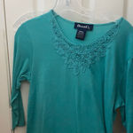 FINAL MARKDOWN Denim and company top small Photo 0