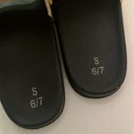 Women’s Gold Glitter Cheer Slides Size 6/7 Black Photo 7