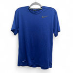 Nike  Men’s Dri Fit Blue Short Sleeve Shirt Size Medium  Photo 0